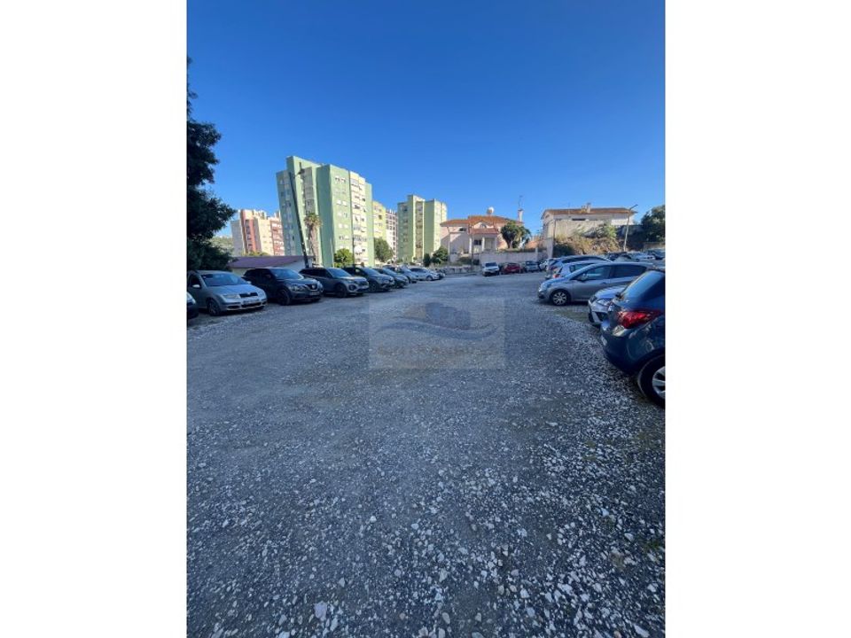 Erhvervsejendom i Loures, Lisbon - foto 1