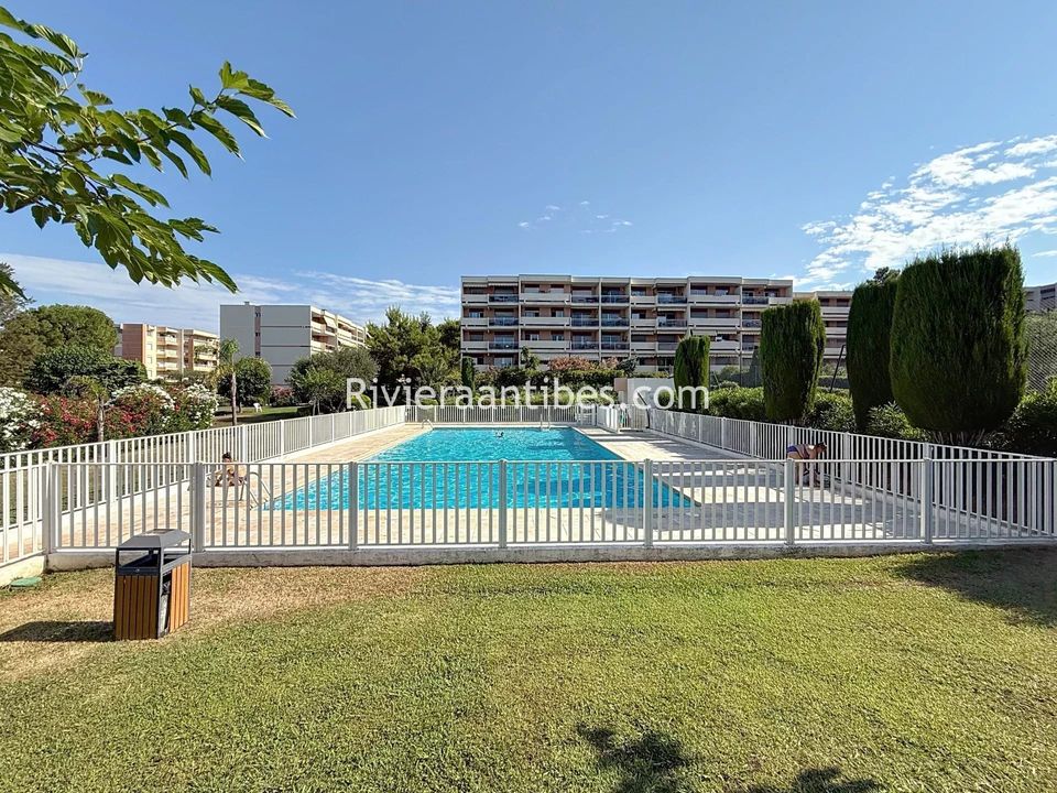Lejlighed i Antibes, Alpes-Maritimes - foto 1