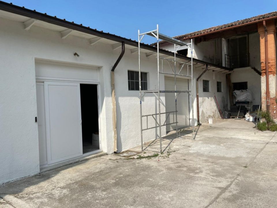 Erhvervsejendom i Calcinato, Brescia - foto 2