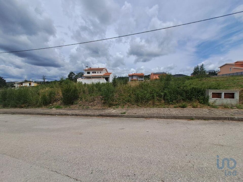 Helårsgrund i Lousa, Coimbra - foto 1