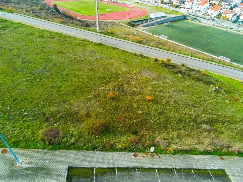 Helårsgrund i Braganca, Braganca - foto 1