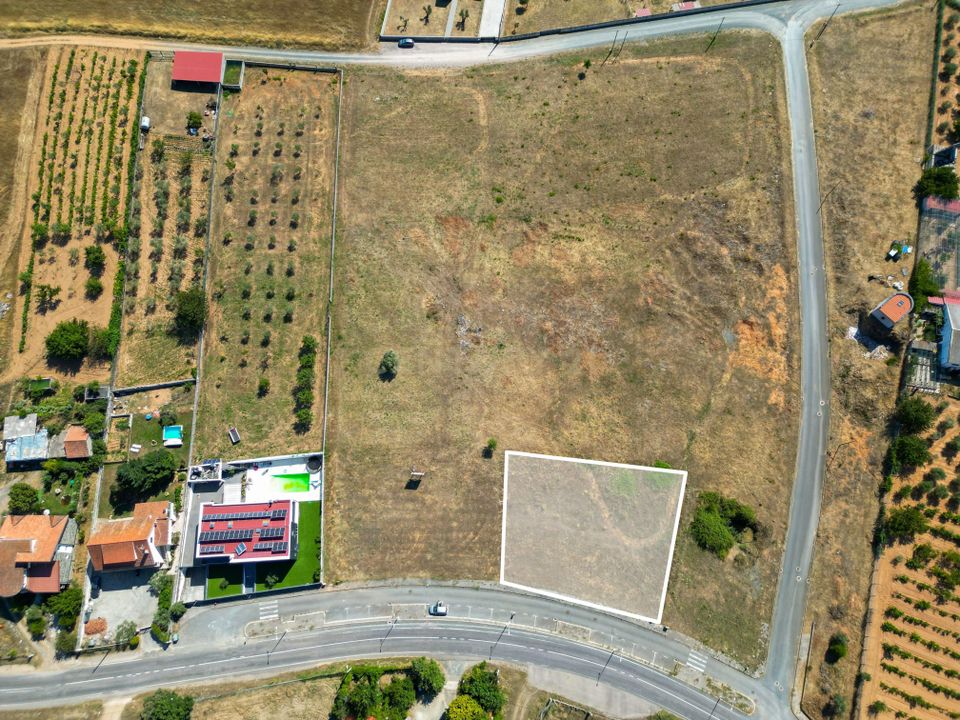 Helårsgrund i Braganca, Braganca - foto 3