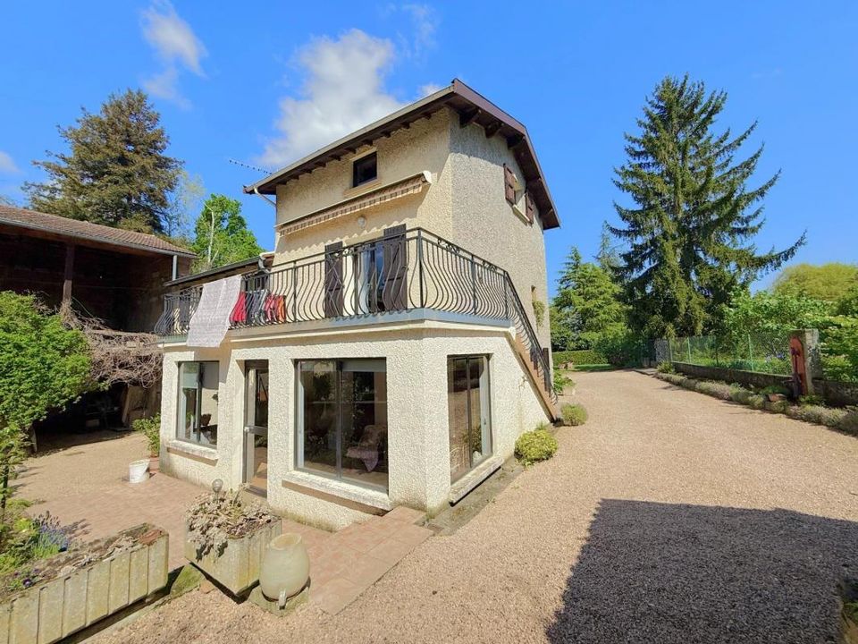 Villa i Saint-Genis-Laval, Rhone - bilde 1