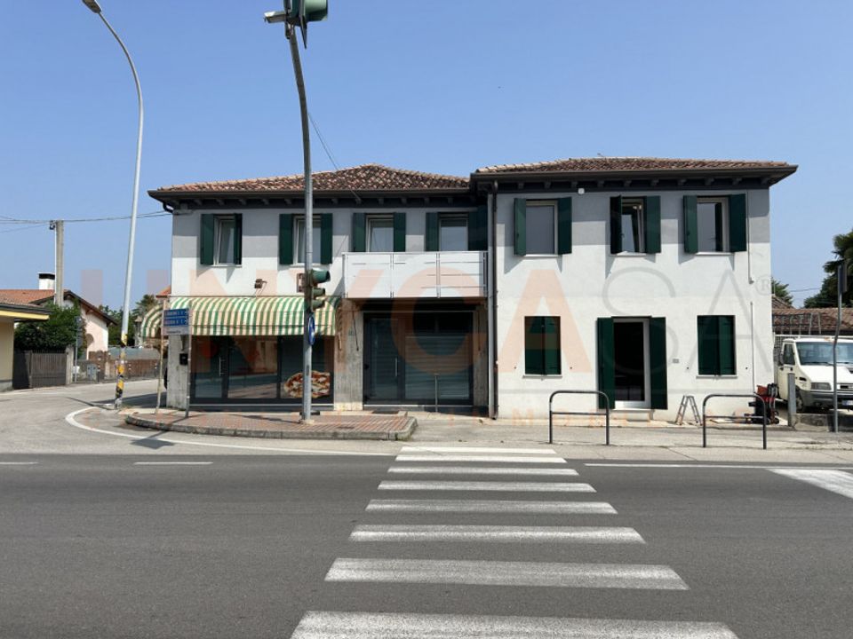 Erhvervsejendom i Tombolo, Padua - foto 1