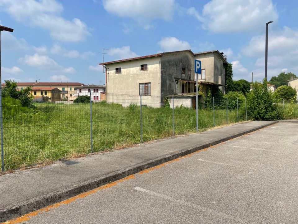 Helårsgrund i Tribano, Padua - foto 1