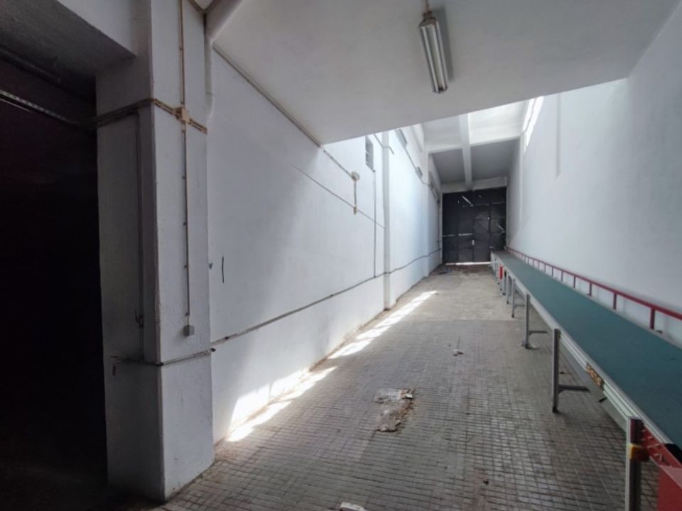 Erhvervsejendom i Sacavem, Lisbon - foto 4