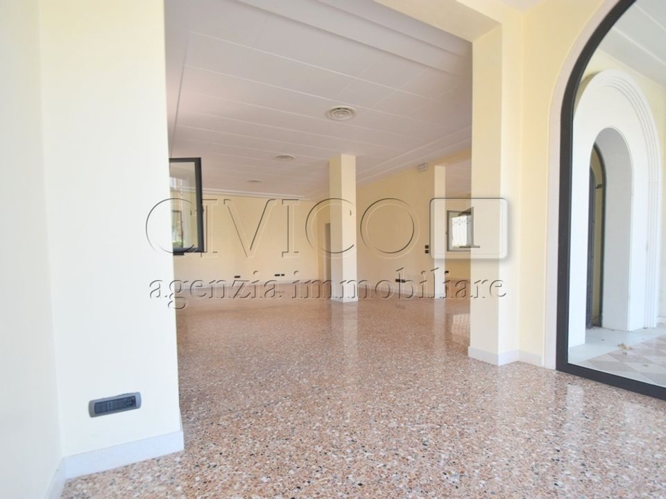 Erhvervsejendom i Grumolo delle Abbadesse, Vicenza - foto 1