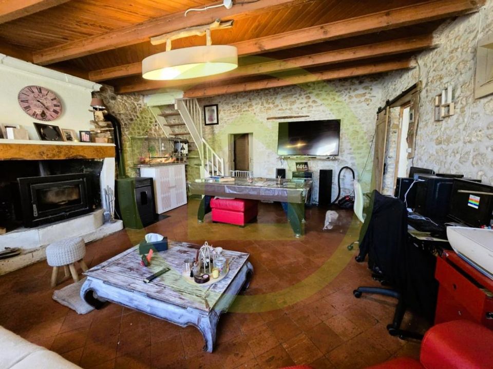 Villa i Saint-Bonnet-Sur-Gironde, Charente-Maritime - foto 3