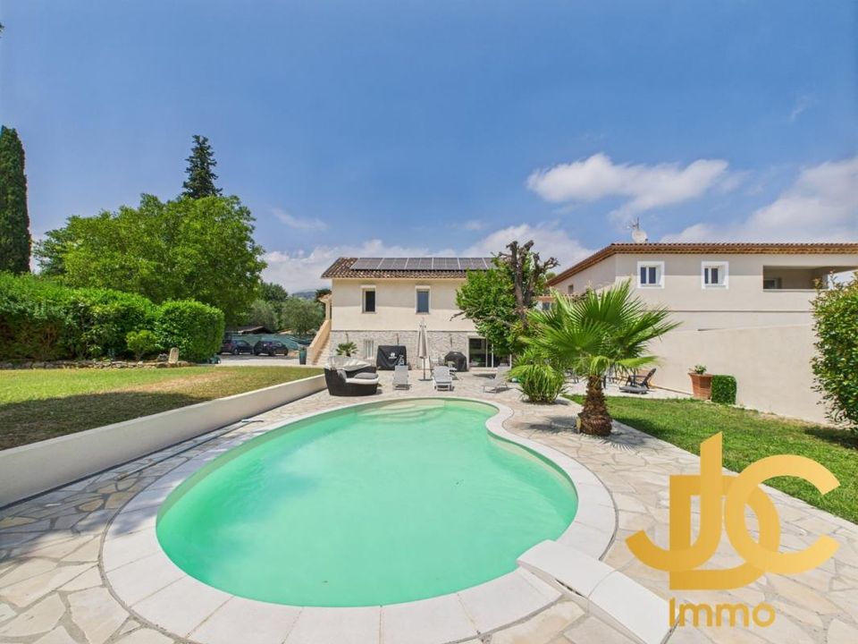 Villa i Grasse, Alpes-Maritimes - foto 1