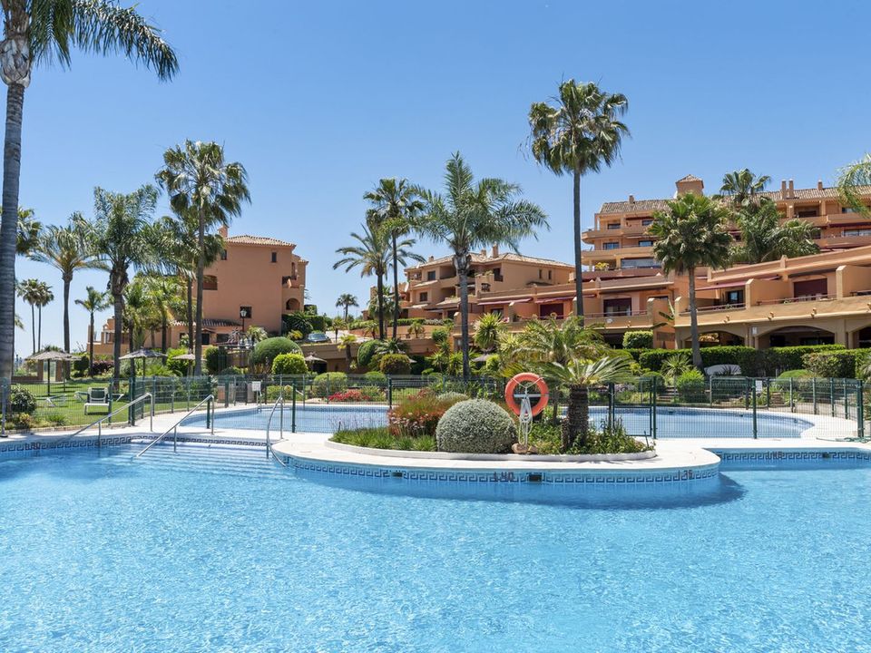 Lejlighed i Estepona, Malaga - foto 2