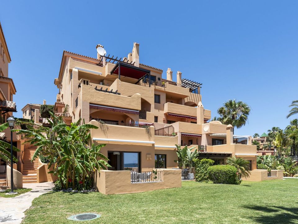 Lejlighed i Estepona, Malaga - foto 3