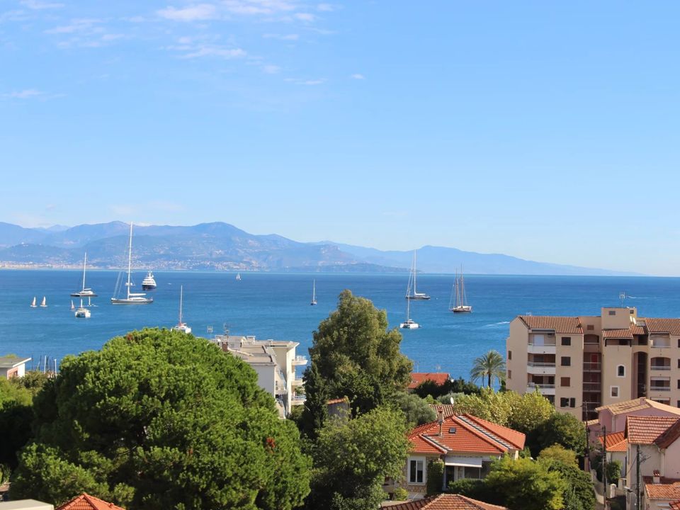 Lejlighed i Antibes, Alpes-Maritimes - foto 1