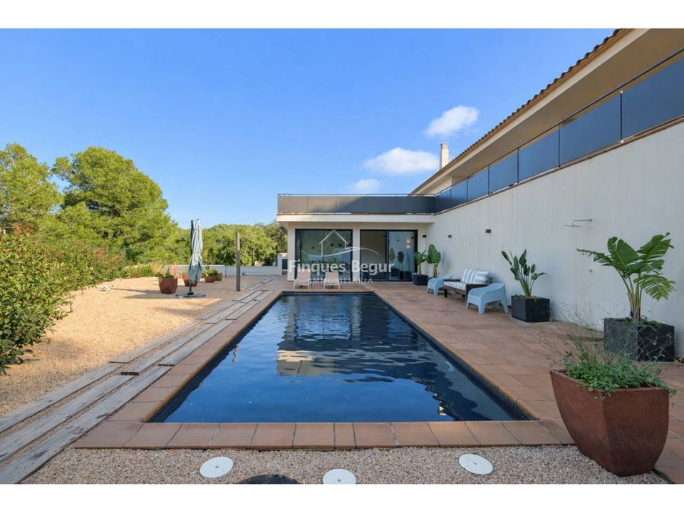 Villa i Begur, Gerona - foto 1