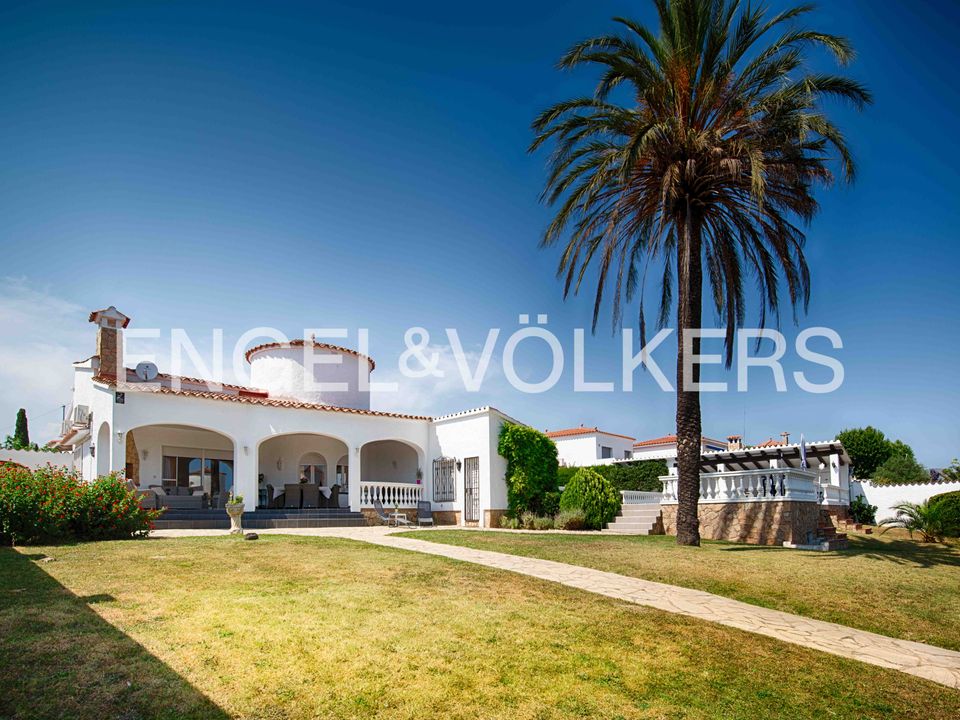 Villa i Empuriabrava, Gerona - foto 1