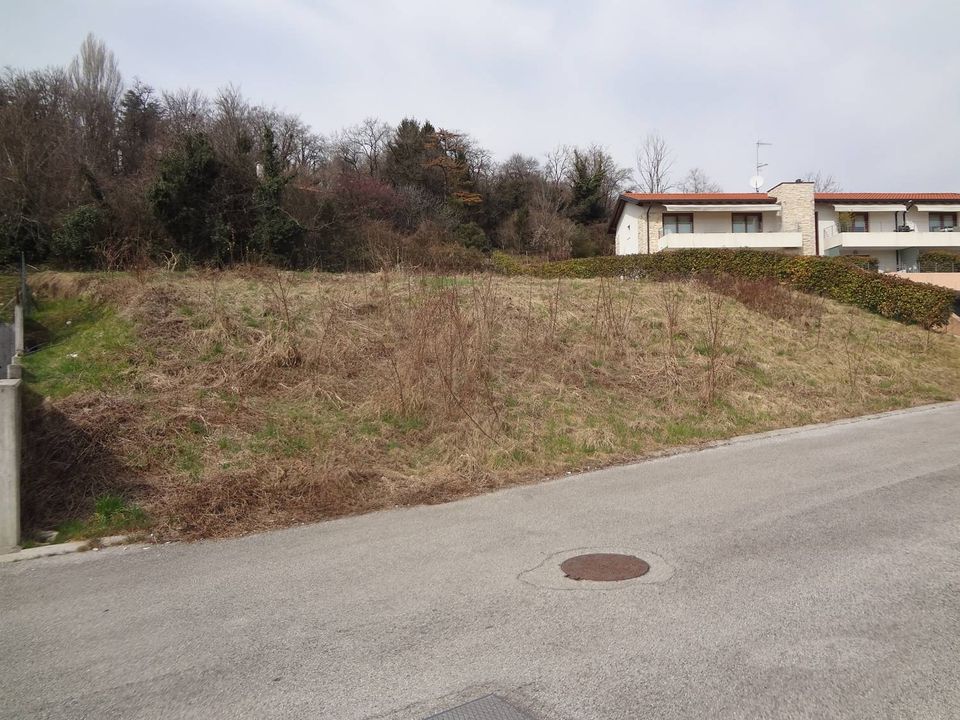 Helårsgrund i Moruzzo, Udine - foto 1