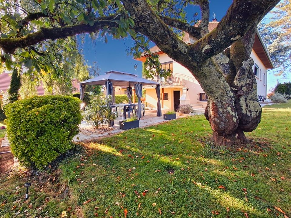 Villa i Saint-Amour, Jura - foto 1