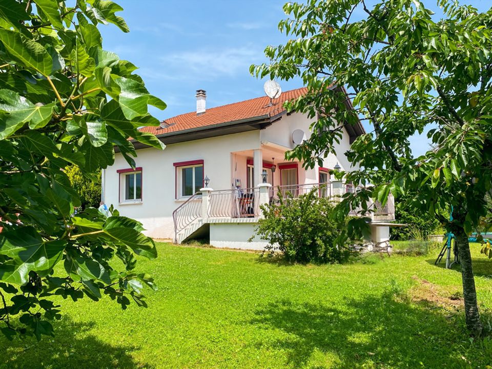 Villa i Pougny, Ain - foto 1
