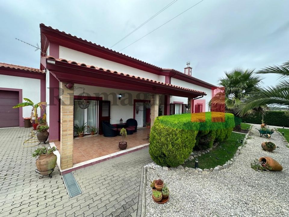 Villa i Rio Maior, Santarem - foto 1
