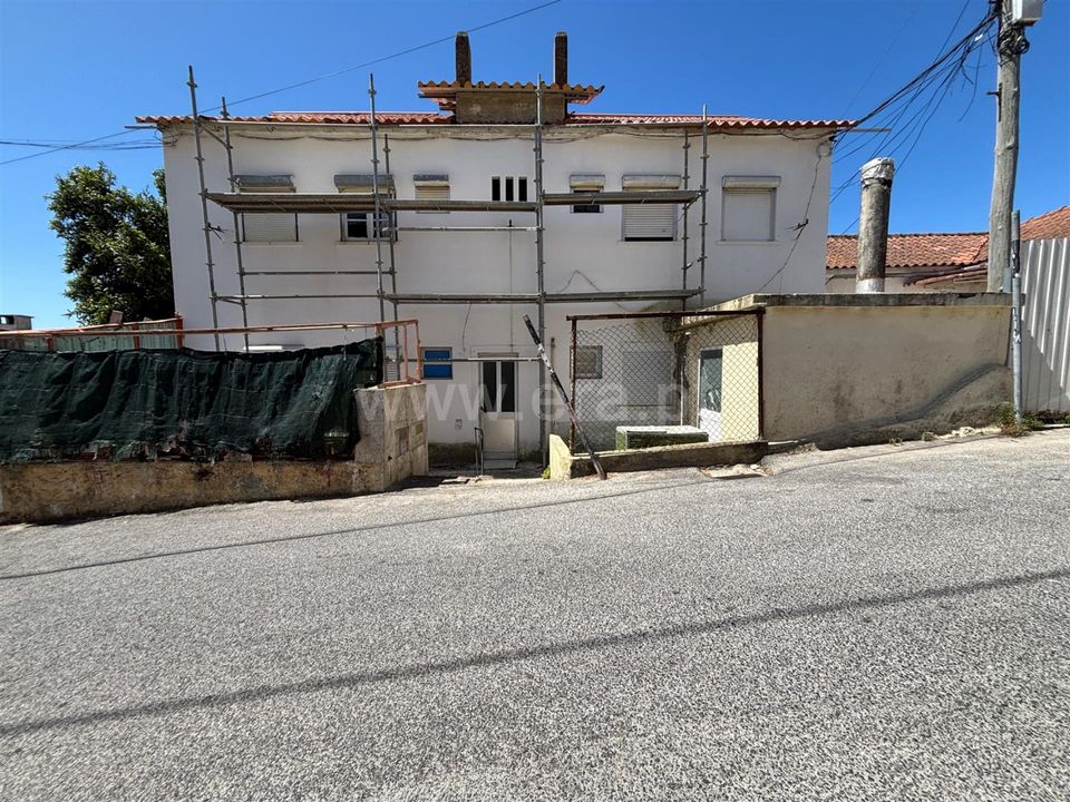 Erhvervsejendom i Loures, Lisbon - foto 1