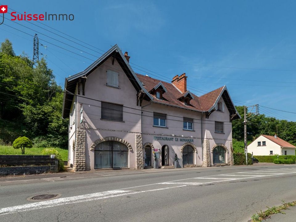 Erhvervsejendom i Seloncourt, Doubs - foto 1