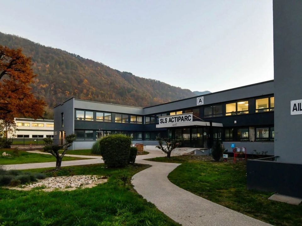 Erhvervsejendom i Chambéry, Savoie - foto 1
