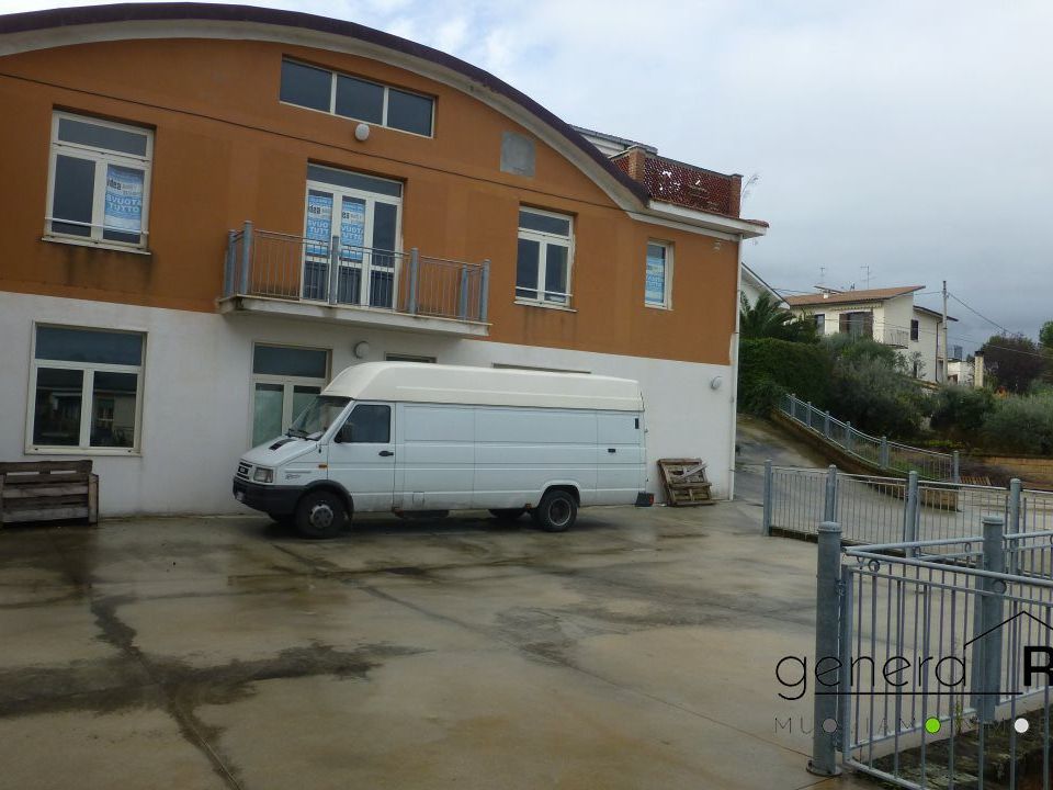Erhvervsejendom i Alanno, Pescara - foto 4