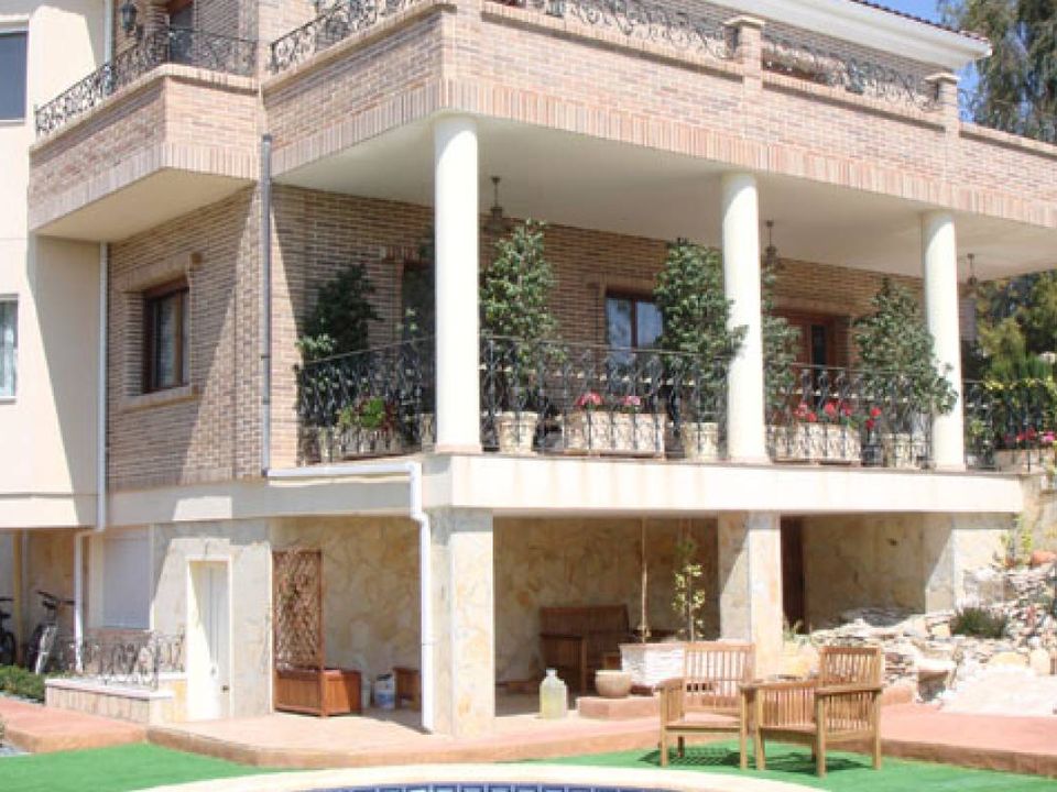 Villa - Ciudad Quesada, Alicante - photo 1