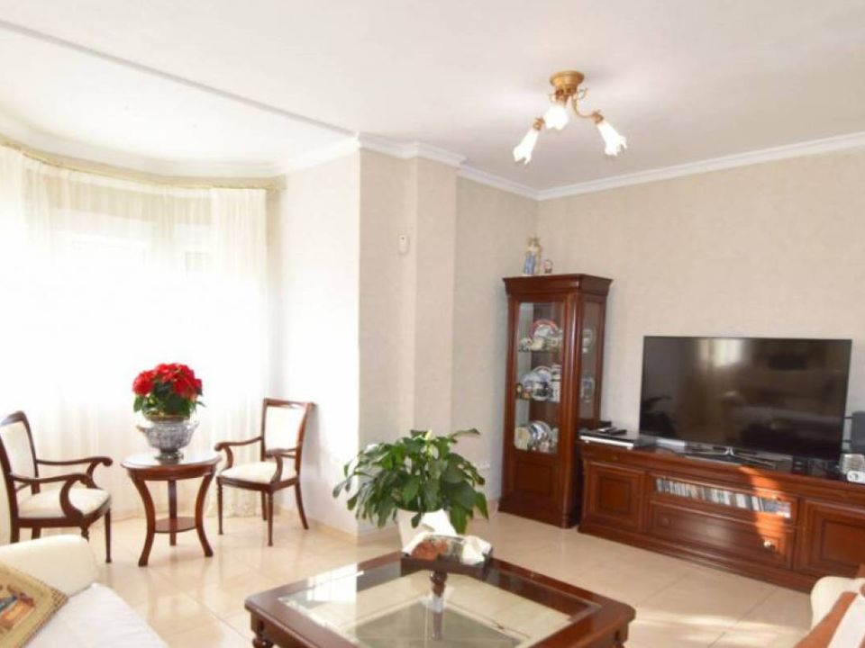 Villa - Ciudad Quesada, Alicante - photo 3