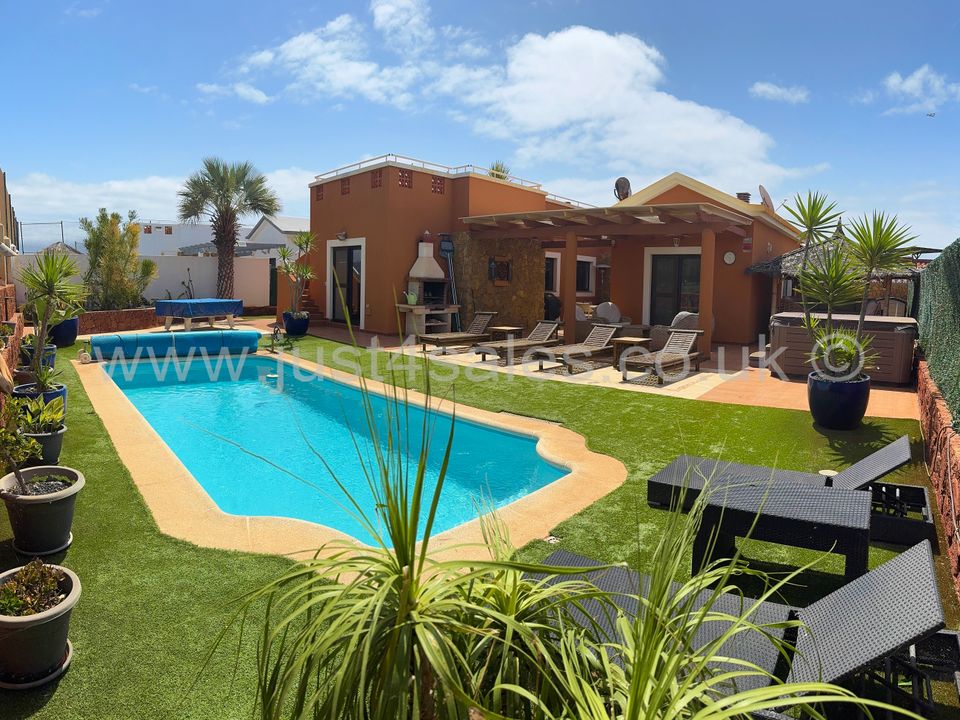 Villa i Caleta De Fuste, Fuerteventura - foto 1