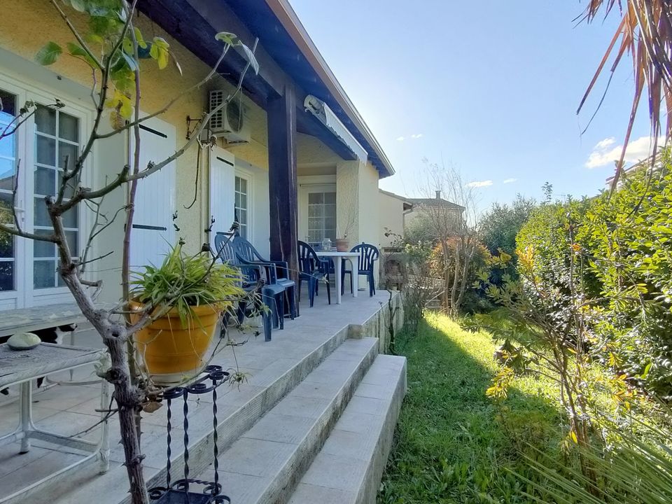 Villa i Nimes, Gard - foto 1