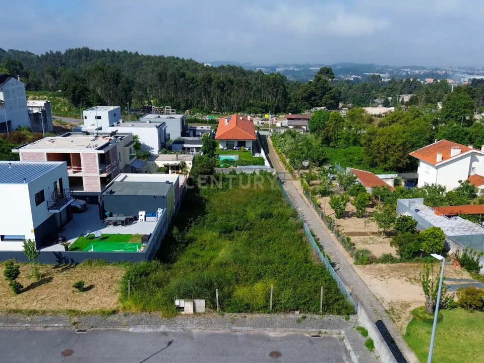 Terra a Pedroso, Porto - foto 1