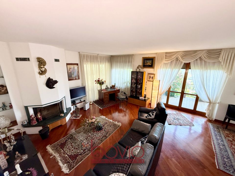 Villa i San Mauro Torinese, Turin - foto 1