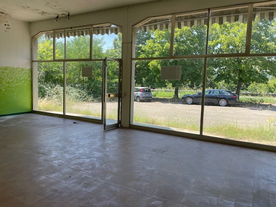 Erhvervsejendom i Scandiano, Reggio Emilia - foto 3