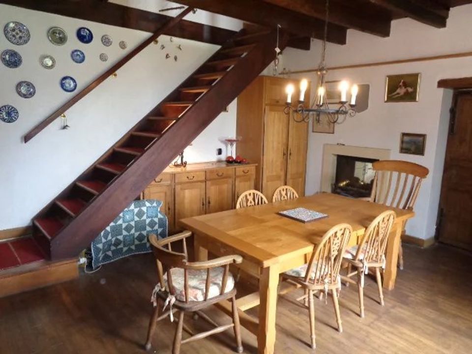Casa de poble a Brioux-sur-Boutonne, Deux-Sevres - foto 5