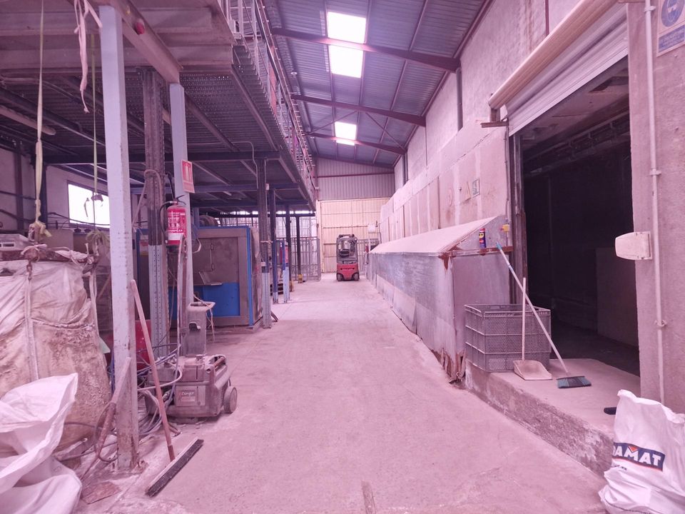 L'establiment comercial a Almazora, Castellon - foto 1