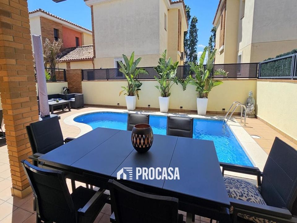 Villa a Empuriabrava, Gerona - foto 2