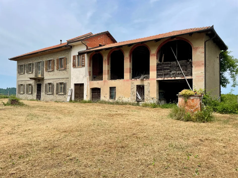 Villa i Serravalle Langhe, Cuneo - bilde 1