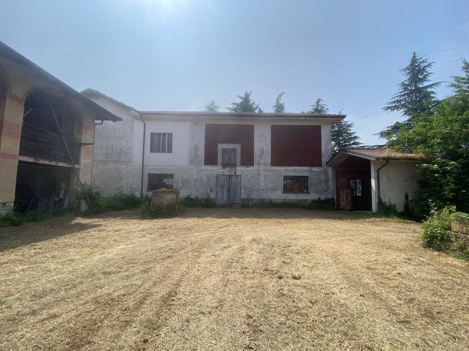 Villa i Serravalle Langhe, Cuneo - foto 1