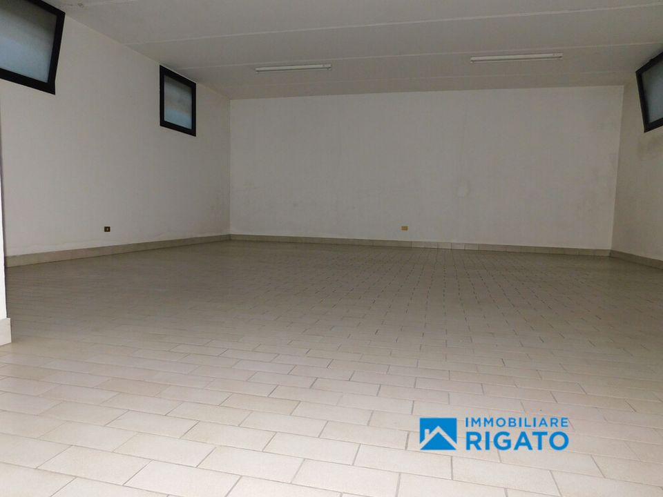 Erhvervsejendom i Mussolente, Vicenza - foto 4