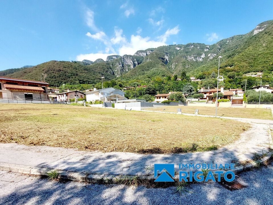 Helårsgrund i Solagna, Vicenza - foto 2