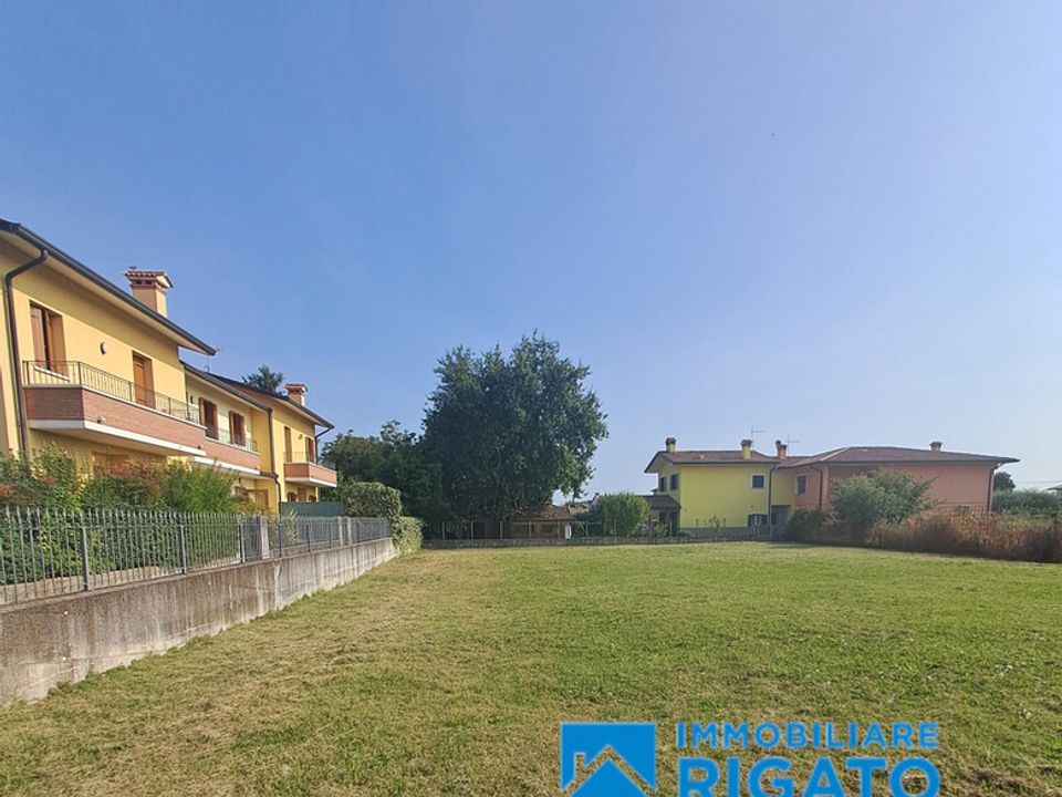 Helårsgrund i Mussolente, Vicenza - foto 1
