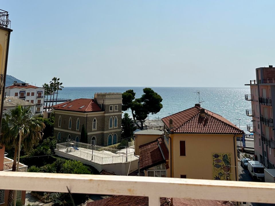Lejlighed i Diano Marina, Imperia - foto 1