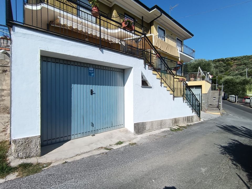 Garage i Diano San Pietro, Imperia - foto 1