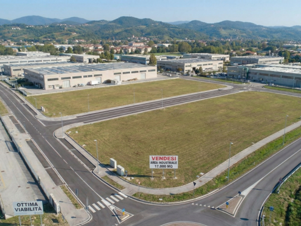 Helårsgrund i Montebelluna, Treviso - foto 1