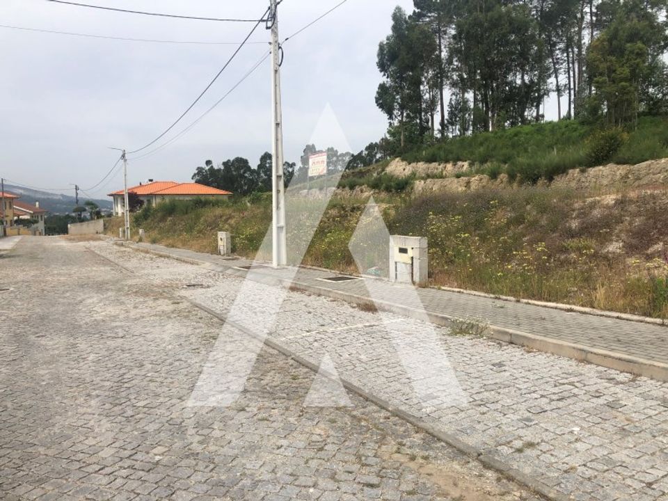 Helårsgrund i Arosa e Casteloes, Braga - foto 2