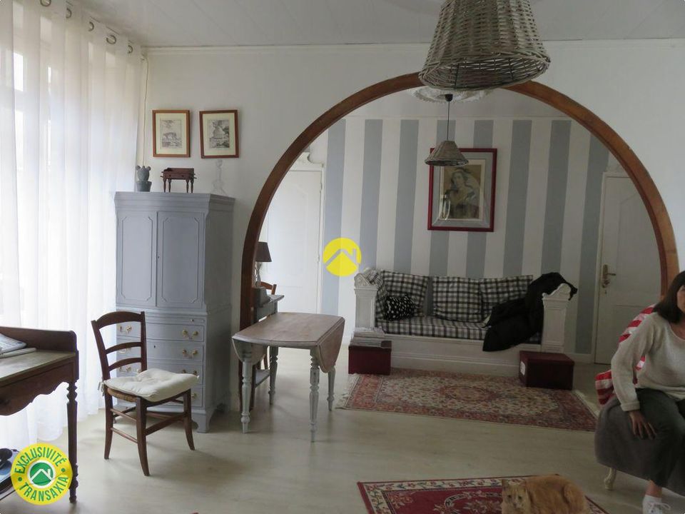 Lejlighed i Dun-le-Palestel, Creuse - foto 1