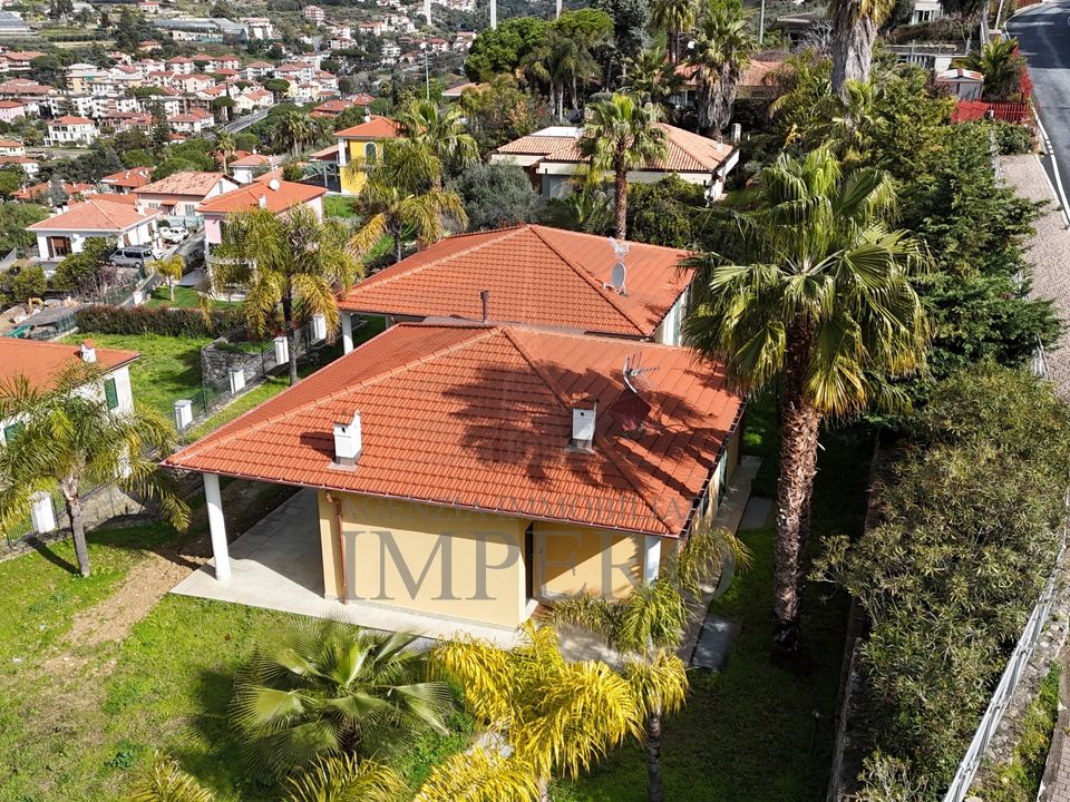 Villa i Bordighera, Imperia - foto 1