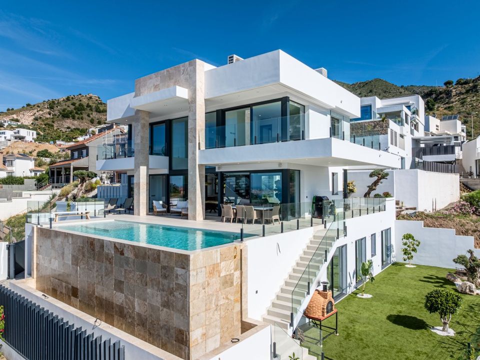 Villa i Benalmadena, Malaga - foto 1