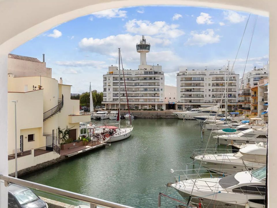 Villa i Empuriabrava, Gerona - foto 1