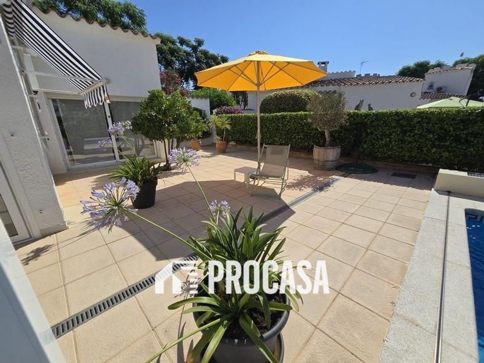 Villa i Empuriabrava, Gerona - foto 4